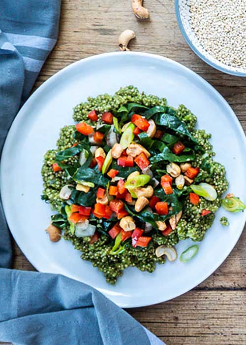 Grüner Quinoa mit Mangold, Zitrone und Cashewkernen | familyfoodtrip ...